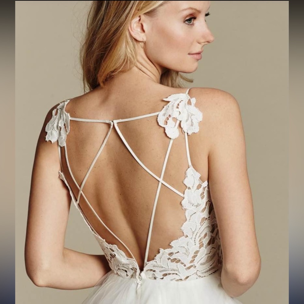Hayley Paige Wedding Dress